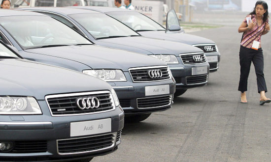 Sau chiến dịch chống tham nhũng, các quan chức hàng đầu của Trung Quốc đành phải “ngậm ngùi” đổi từ Audi sang... BMW. (Ảnh: Getty Images)