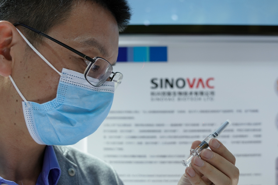 Nguy cơ từ vaccine ‘thử nghiệm’ của chính quyền Trung Quốc
