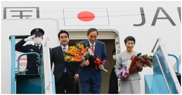 Thủ tướng Nhật Bản Suga Yoshihide kết thúc chuyến thăm Việt Nam