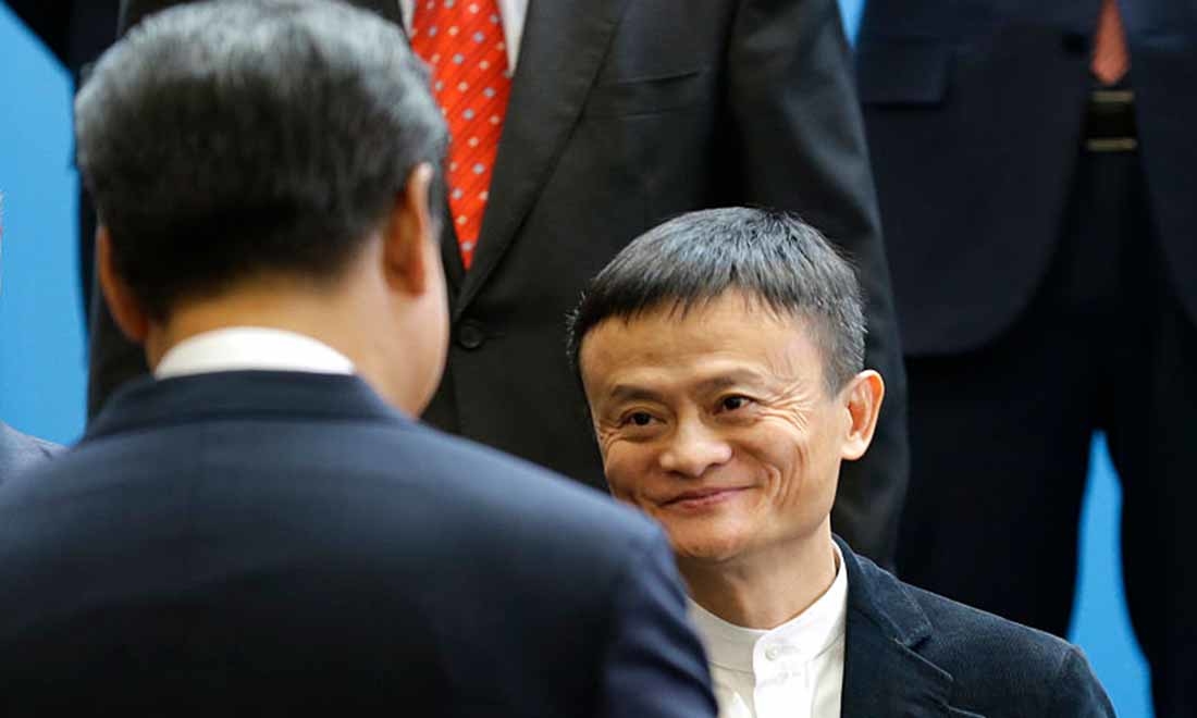 Chủ tịch Trung Quốc Tập Cận Bình, trái và Jack Ma - chủ tịch điều hành của Alibaba, vào năm 2015. (Getty Images)