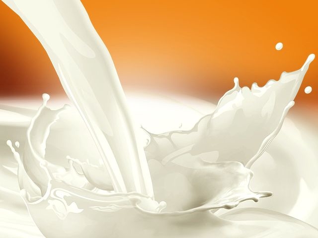 Sữa nguyên kem có hàm lượng vitamin A cao nhất và ít tách béo nhất, vì vitamin A là một loại vitamin tan trong chất béo.
