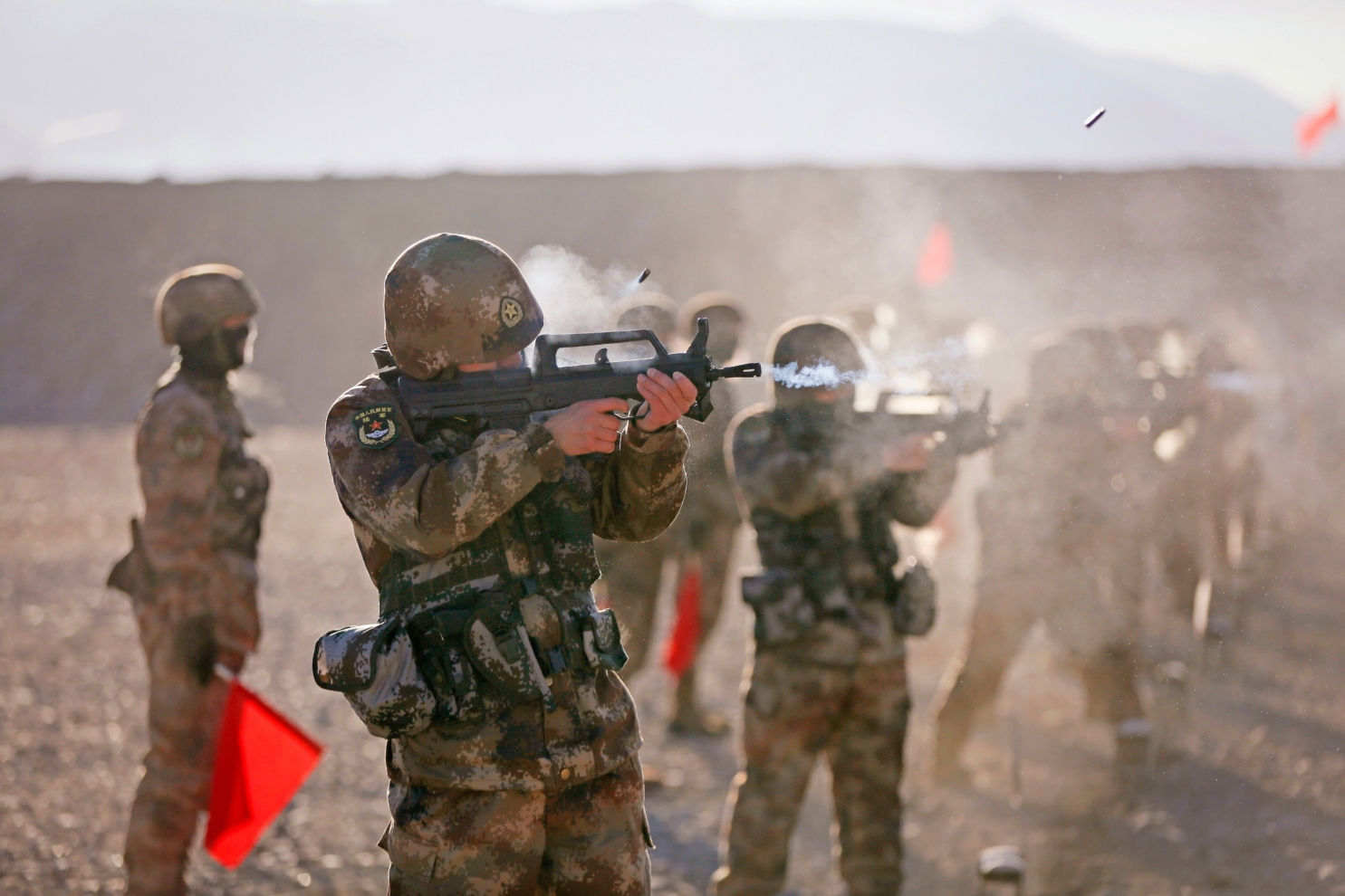 Quân đội Trung Quốc thực tế yếu như thế nào? | NTD Việt Nam (Tân Đường Nhân)
